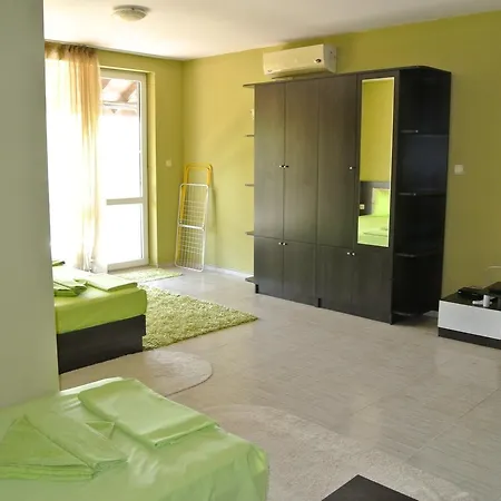 St. Sofia - Official Aparthotel 2*