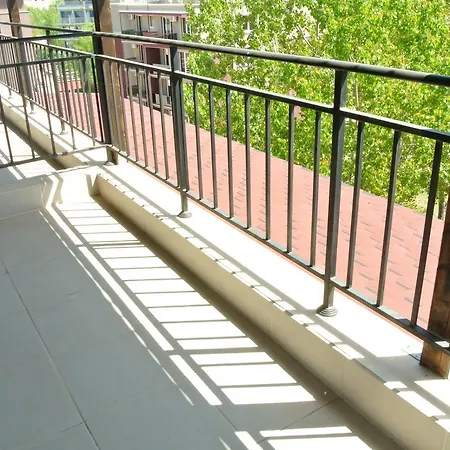 St. Sofia - Official Lejlighedshotel 2*