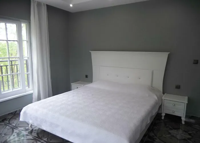 St. Sofia - Official Apartmanhotel 3*
